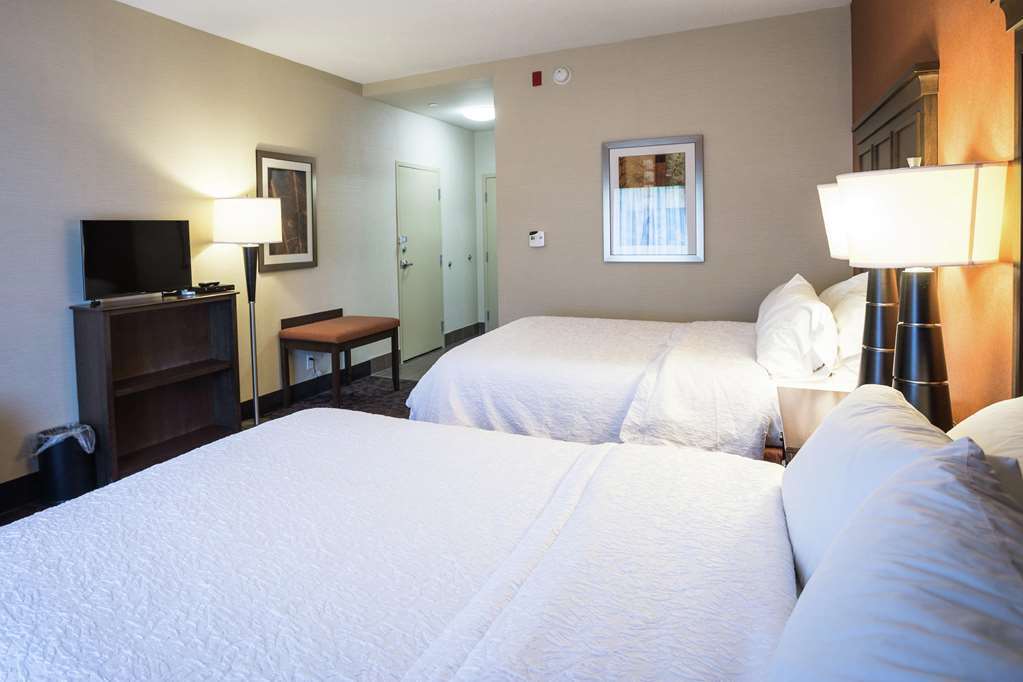 Hampton Inn By Hilton Elliot Lake Ontario Canada Номер фото